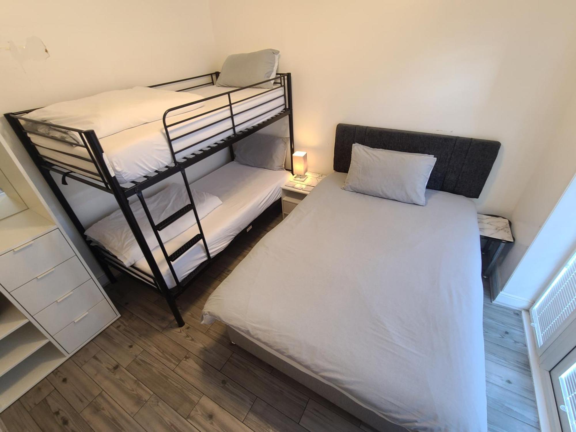Gatwick Rooms-Travel Service-Airport Parking Ifield Dış mekan fotoğraf