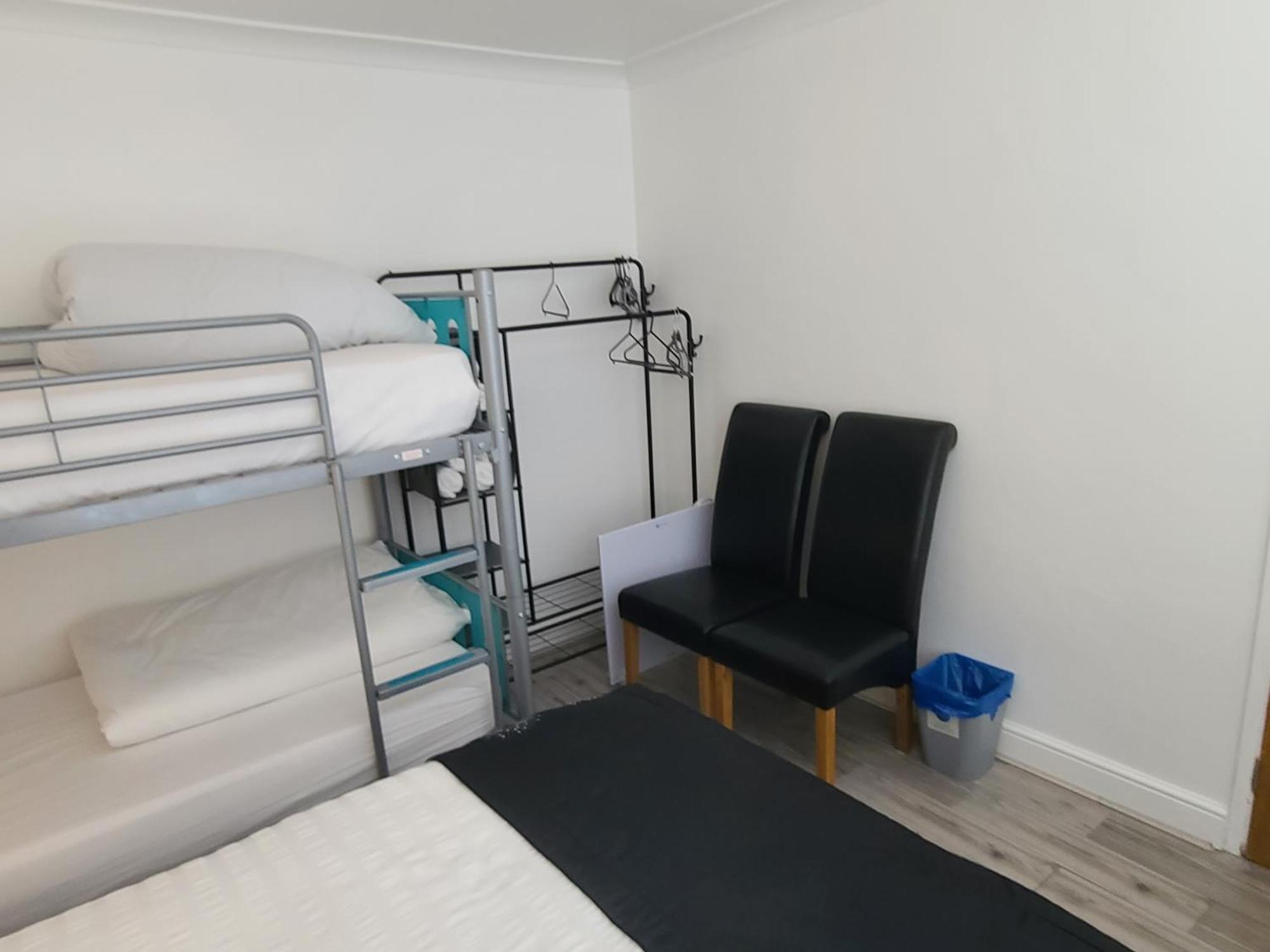 Gatwick Rooms-Travel Service-Airport Parking Ifield Dış mekan fotoğraf